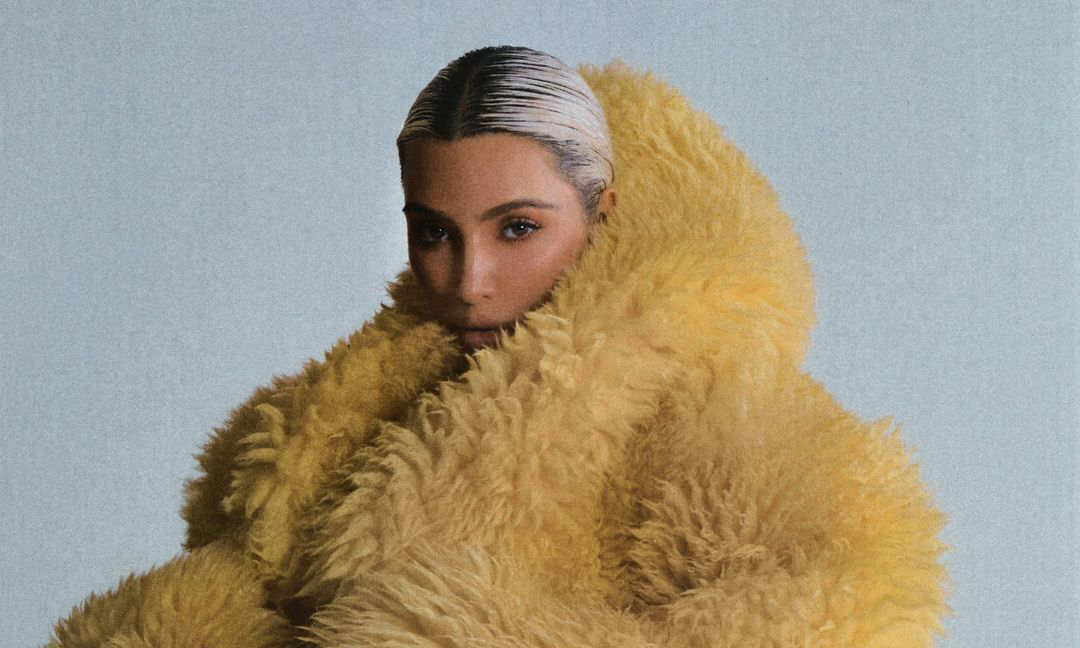 Kim Kardashian 出镜演绎 ERL「Made in California」系列