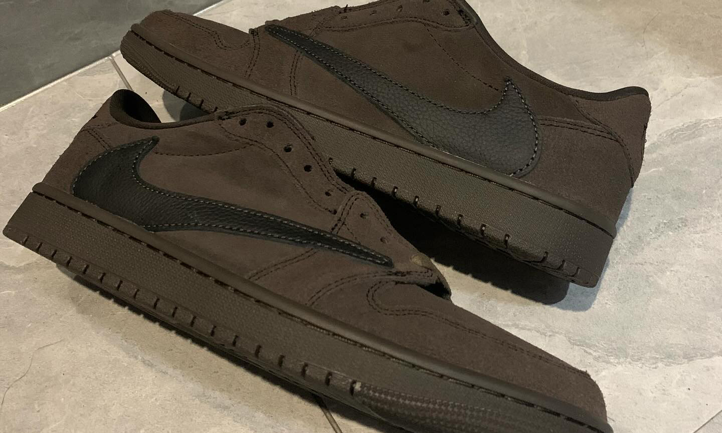 Travis Scott x Air Jordan I Low「Velvet Brown」实物亮相